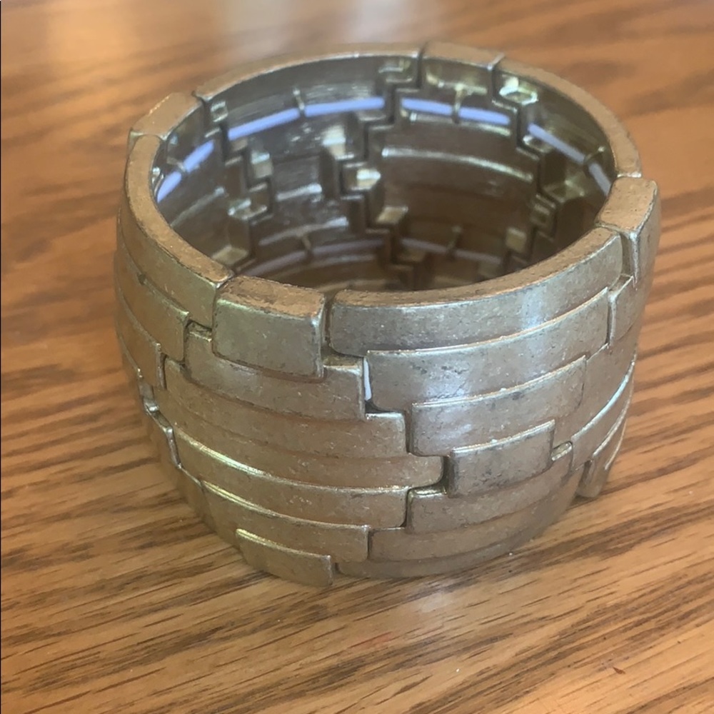 Gold bracelet